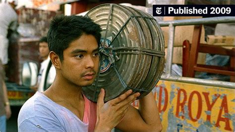 Brillante Ma Mendoza’s ‘Serbis’ Offers Raw Images on .